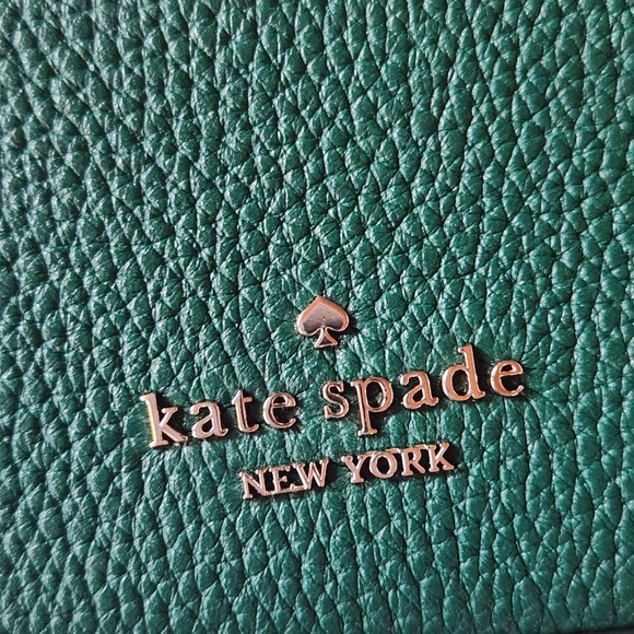 Kate Spade Convertible Wristlet NWT - Picture 2 of 9